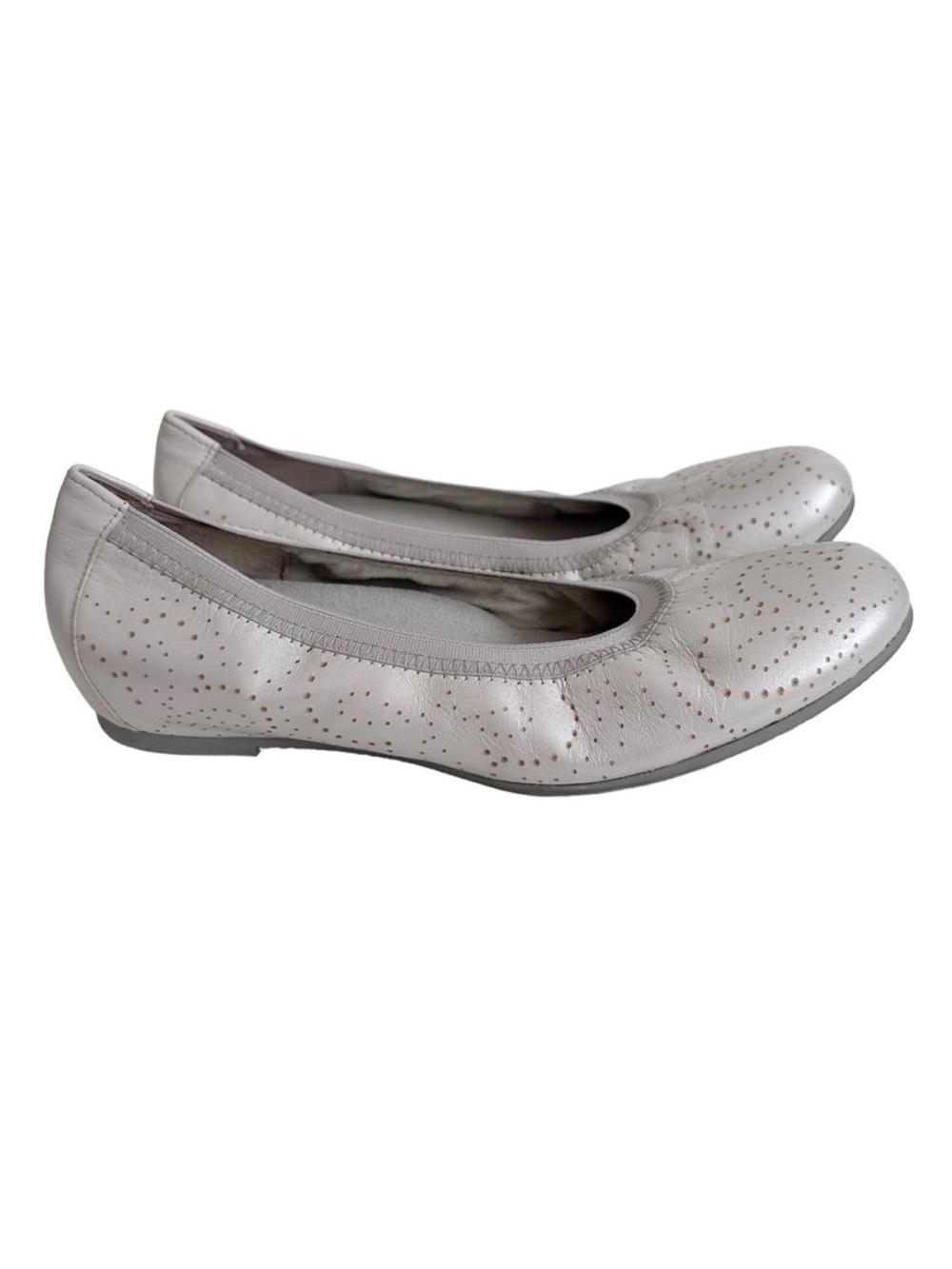 Munro Brandi Perforated Leather Slip On Flats Shoes